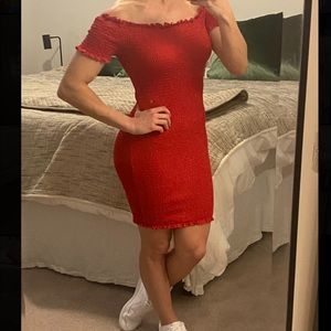 ⚜️ Windsor smocked off the shoulder red dress